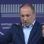 CRNADAK PORUČUJE: Nervozne reakcije SNSD-a govore više od riječi