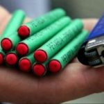 Maloljetnici bacaju petarde u stanove i na balkone