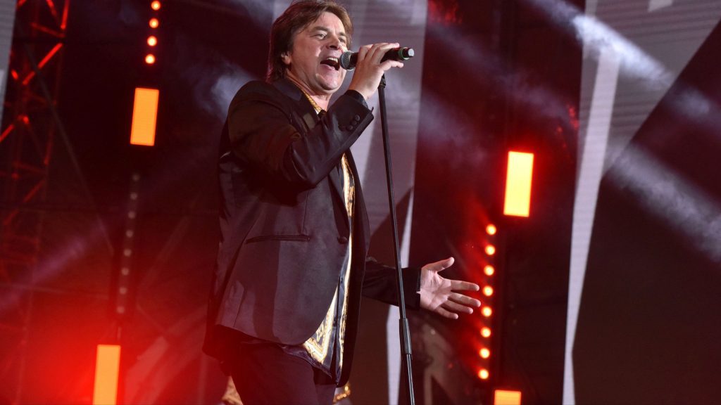 ZAŠTO JE ALEN ISLAMOVIĆ GODINAMA KRIO SVOJE PRAVO IME: Malo ko zna istinu o slavnom pjevaču