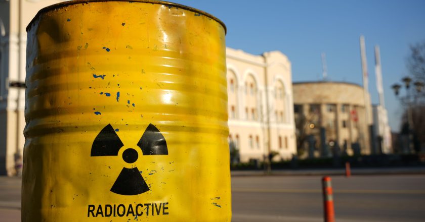 Radioaktivna burad dočekala Plenkovića u Banjoj Luci: Evo o čemu se radi