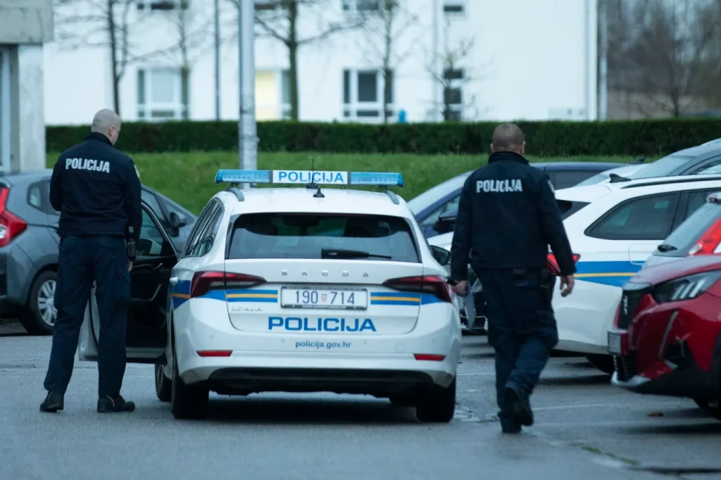 Muškarac pucao u nevjenčanu suprugu i njenu sestru: Obje se bore za život