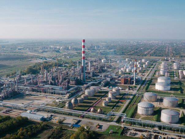 Pančevo stalo: Rafinerija NIS-a obustavila rad zbog američkih sankcija