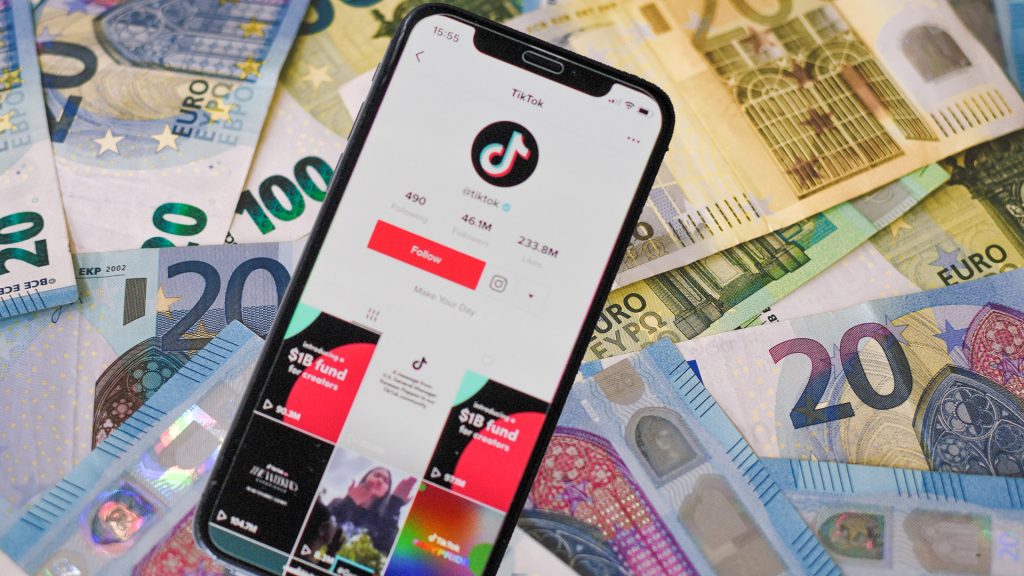 Da li ste i vi dobili pare od Tiktoka? Evo o čemu se radi i zašto ih šalju!
