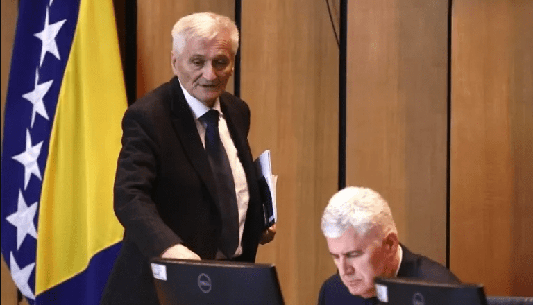 Sjednica Doma naroda PSBiH razotkrila savez HDZ-a BiH i SNSD-a: Čović i Špirić zaustavili niz zakona