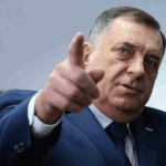 Dodik gleda u kartu svijeta: “Ako Grenland ima pravo na samoopredjeljenje, ima ga i RS”