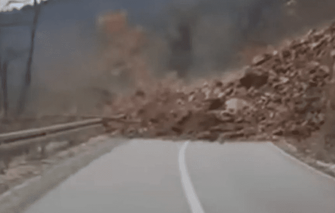 Odron na bh. cesti zamalo završio tragedijom: Koliko još života treba biti ugroženo?