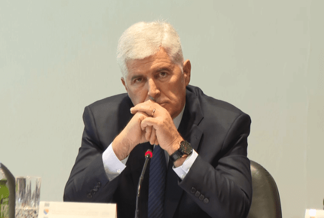 Čović dirigira iz sjene: Dok on šuti, saveznici otvaraju priču o trećem entitetu