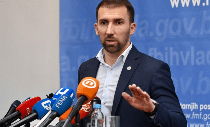 VAŽNA PORUKA BORCIMA: Delić objavio kolika bi trebala biti minimalna boračka penzija