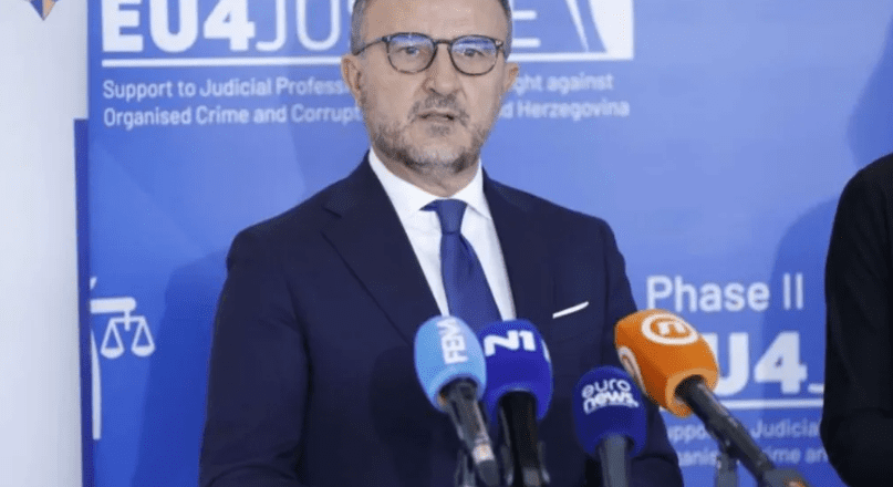 LUIGI SORECA UPOZORAVA: Bosni i Hercegovini prijeti ozbiljan korak unazad