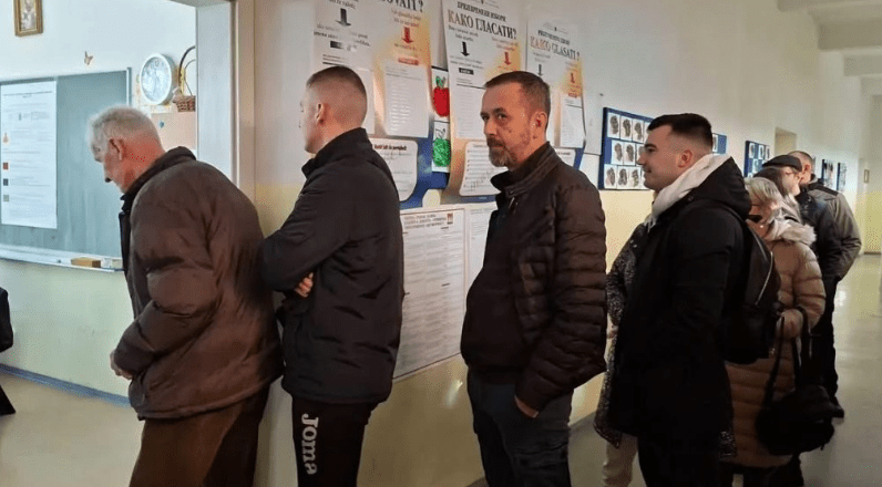 CIK OBJAVIO PRESJEK DO 15 SATI: Evo ko trenutno vodi i kako se mijenja izborna slika!