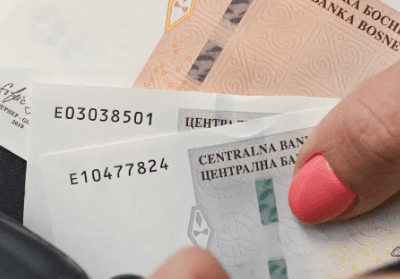 Novi iznosi dječjeg doplatka u BiH: Ko ostvaruje pravo na 50, 155 i 230 KM