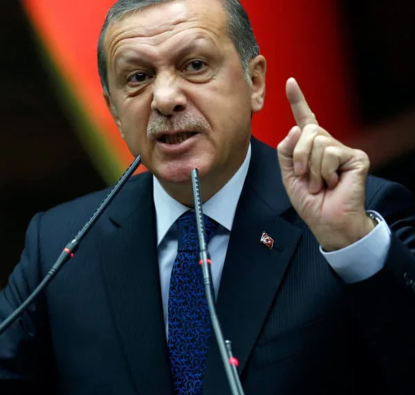 Turska na nogama: Oglasile se sirene, situacija se brzo razvija