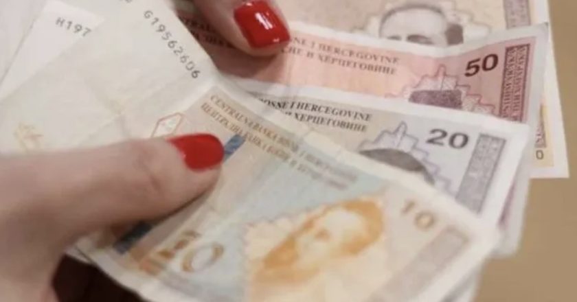 NOVA ISPLATA U BIH: Po 200 KM pomoći – provjerite da li ste na listi