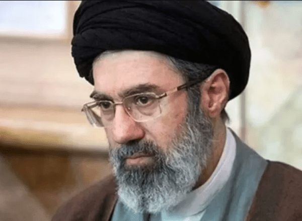 IRAN IMA NOVOG VRHOVNOG VOĐU: Sin pokojnog Hamneija preuzeo vlast!