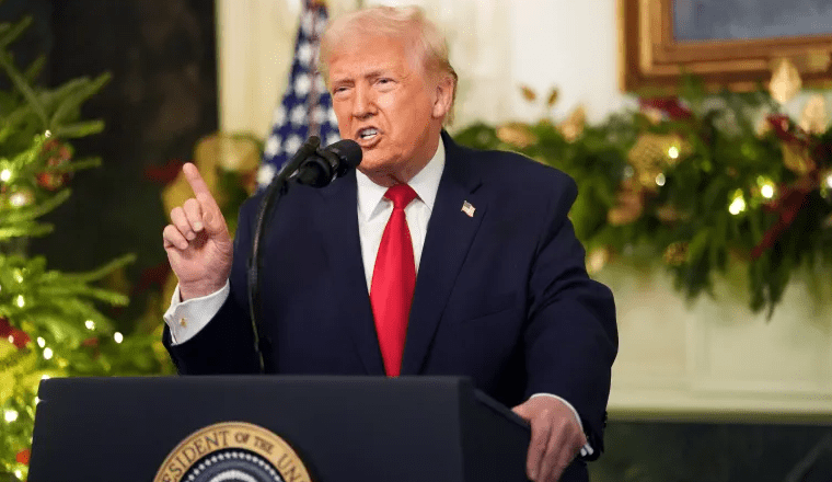 TRUMP O IRANU: “Režim će pasti, ali…”