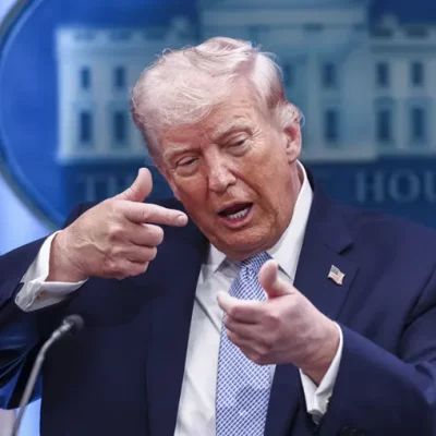 Trump se ponovo oglasio: U 20:00 slijedi napad kakav svijet još nije vidio