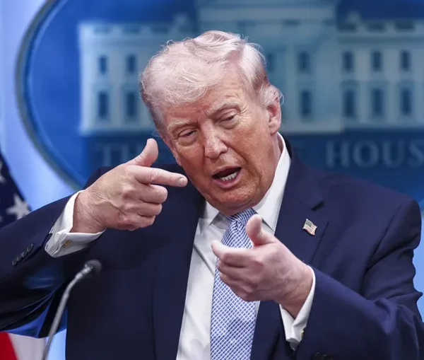 Trump se ponovo oglasio: U 20:00 slijedi napad kakav svijet još nije vidio