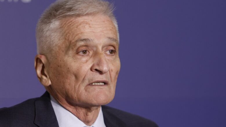 Špirić se pravda za blokadu: “Sjednice su nezakonite”, tvrdi da SNSD ne koči ništa