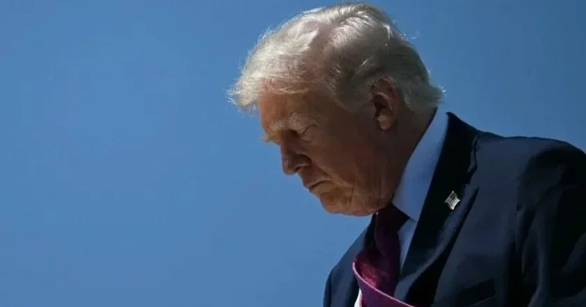 Nevjerovatan trenutak: Donald Trump ponovo zaspao usred sastanka u Bijeloj kući (VIDEO)