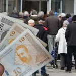 STIŽU APRILSKE PENZIJE: Objavljen datum isplate – najniža ide u 6 kategorija