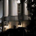 Haos u Bijeloj kući: Pucnjava izazvala hitnu evakuaciju Trumpa i Melanije