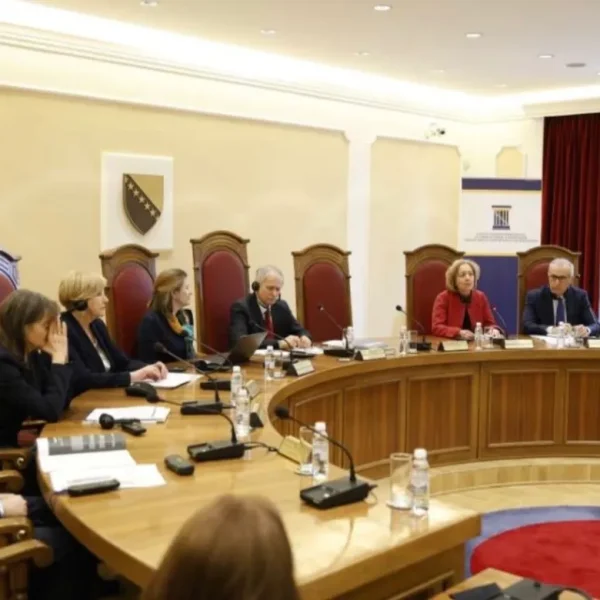 SNAŽNO UPOZORENJE IZ USTAVNOG SUDA: Država ne smije tolerisati ignorisanje odluka