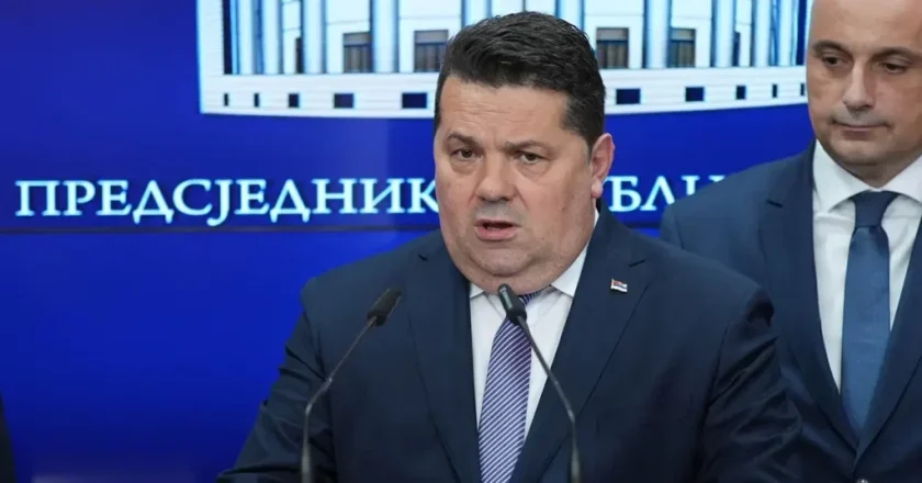 STEVANDIĆ DIGAO TENZIJE: Najavio obračun sa Schmidtovim odlukama