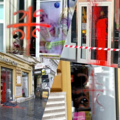 GRAĐANI U ŠOKU: U centru Sarajeva osvanuli sporni grafiti sa “četiri S” (FOTO)