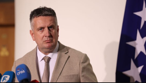 “LICEMJERJE BEZ GRANICA”: Vukovićeve izjave izazvale lavinu reakcija