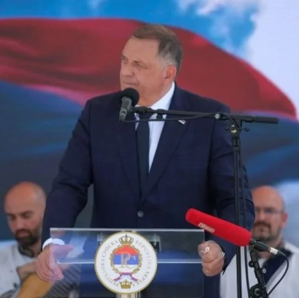 Dodik na javnom skupu pljuvao po muslimanima, a onda su ga veterani RS-a žestoko kaznili…