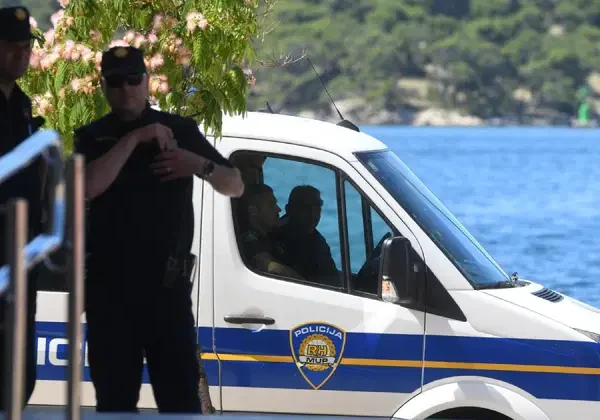 DRŽAVLJANIN BiH U HRVATSKOJ ZAVRŠIO IZA REŠETAKA: Dobio 15 dana zatvora zbog pjesme