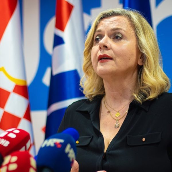 OKRENULA LEĐA SVOJIMA? Potez Željane Zovko izazvao brojne reakcije