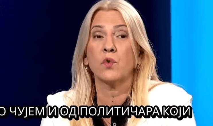 PAŽNJU PRIVUKAO DETALJ U STUDIJU: Pogledajte šta je stajalo iznad glave Željke Cvijanović