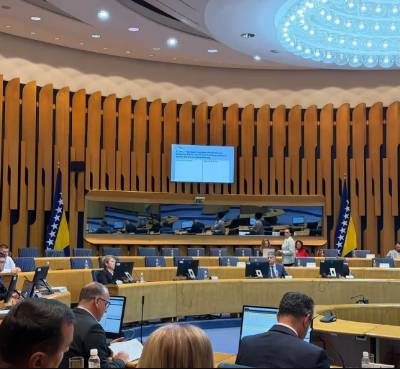 VEĆINA TRAŽILA SMJENU ČOVIĆA, ali glasanja nije bilo