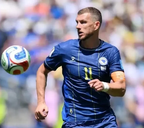 Epski preokret oko Džeke: Dok pregovara sa Schalkeom, iz Turske stižu iznenađujuće informacije