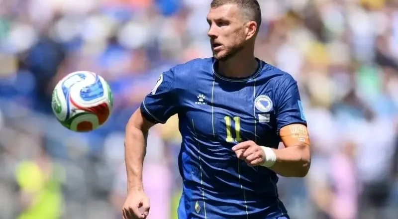 Epski preokret oko Džeke: Dok pregovara sa Schalkeom, iz Turske stižu iznenađujuće informacije