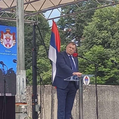 Dodik sa Kozare: “Nisu svi muslimani teroristi, ali su svi teroristi muslimani”
