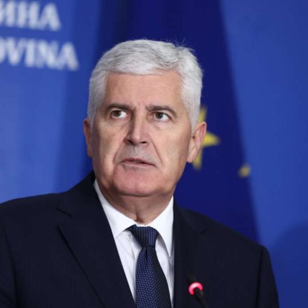Žestoke optužbe opozicije: Lučić pozvao na smjenu Čovića i vrha HDZ-a BiH