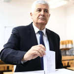 ČOVIĆ POVUKAO POTEZ: Ćosić izvisio, stižu nova imena na listi