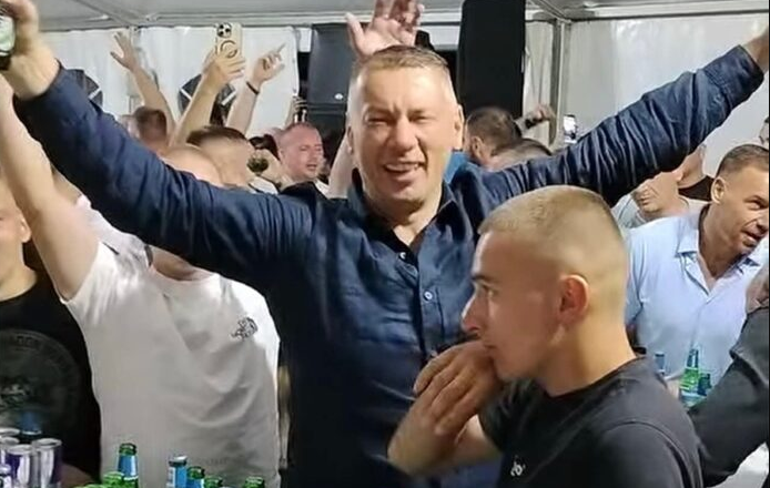 Bratunac u fokusu nakon skupa: Pjevale se pjesme o Aliji i mudžahedinima, prisustvovao i Nešić