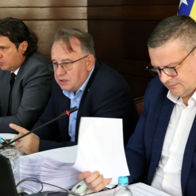 Vlada FBiH raspodijelila 839.000 KM: Evo ko ostvaruje pravo na sredstva