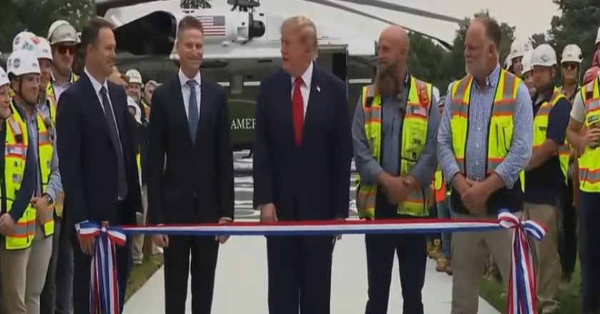 Američki predsjednik pred kamerama pričao u prazno, niko ga nije čuo, medijski bojkot ga koštao
