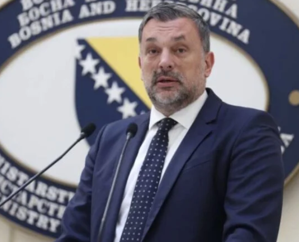 Konaković nakon Mladićeve sahrane zatražio hitne mjere: “Ovo je posljednji alarm”