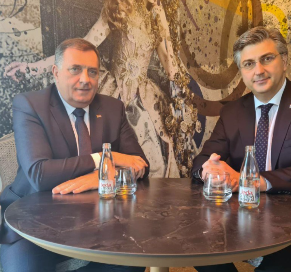 Plenković iznenadio izjavom o Dodiku: “Danas ima bolji status u međunarodnoj zajednici”