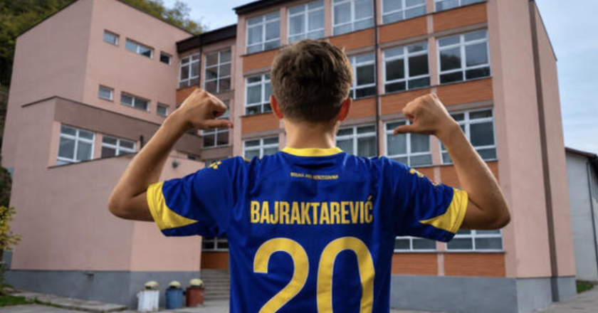 Bura u Srebrenici: Škola dres reprezentacije BiH proglasila „uvredljivim“