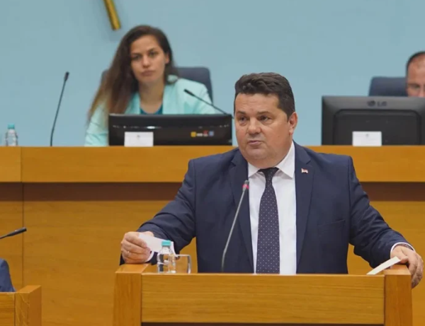 Stevandić šokirao novim porukama: Uputio otvorene prijetnje koje su izazvale burne reakcije