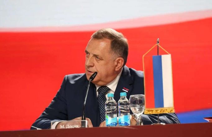 Dodik nakon odluke Ustavnog suda BiH žestoko poručio: „Čuj, oni će još određivati za šta ćemo mi trošiti novac“