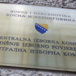 VAŽNO UPOZORENJE CIK-a: Ova boja olovke može učiniti vaš glasački listić nevažećim