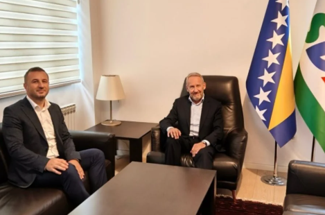 Politički dogovor na pomolu? Izetbegović i Efendić održali važan sastanak, poznati prvi detalji