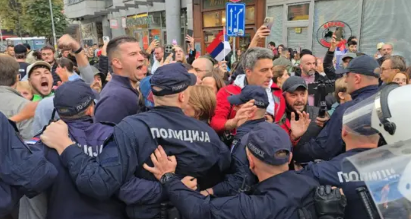 NBS oduzela dozvolu Alta banci, policija raspoređena ispred sjedišta u Beogradu